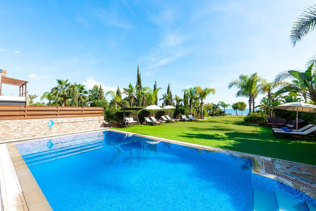 Sea Front Oceanus H2 By Ezoria Villas Ayia Napa Luaran gambar
